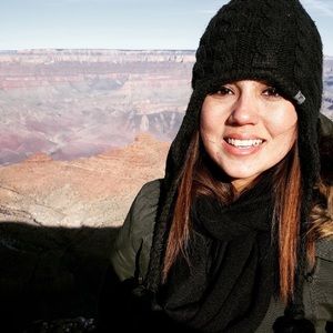 Meet your Posher, Kendra